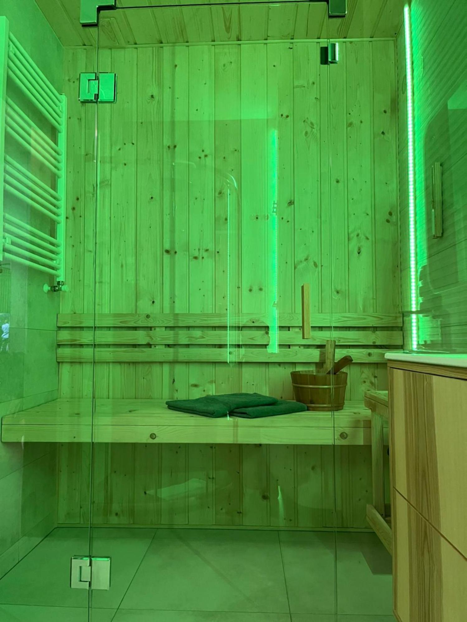 Jesionowe Apartamenty Nad Odra, Stare Miasto, Sauna W Jednym, Klimatyzacja , Garaz Podziemny 0 Zl, Odra River , Old Town, New Building, Air Conditioning, Sauna-One, Underground Garage Free Wrocław Buitenkant foto
