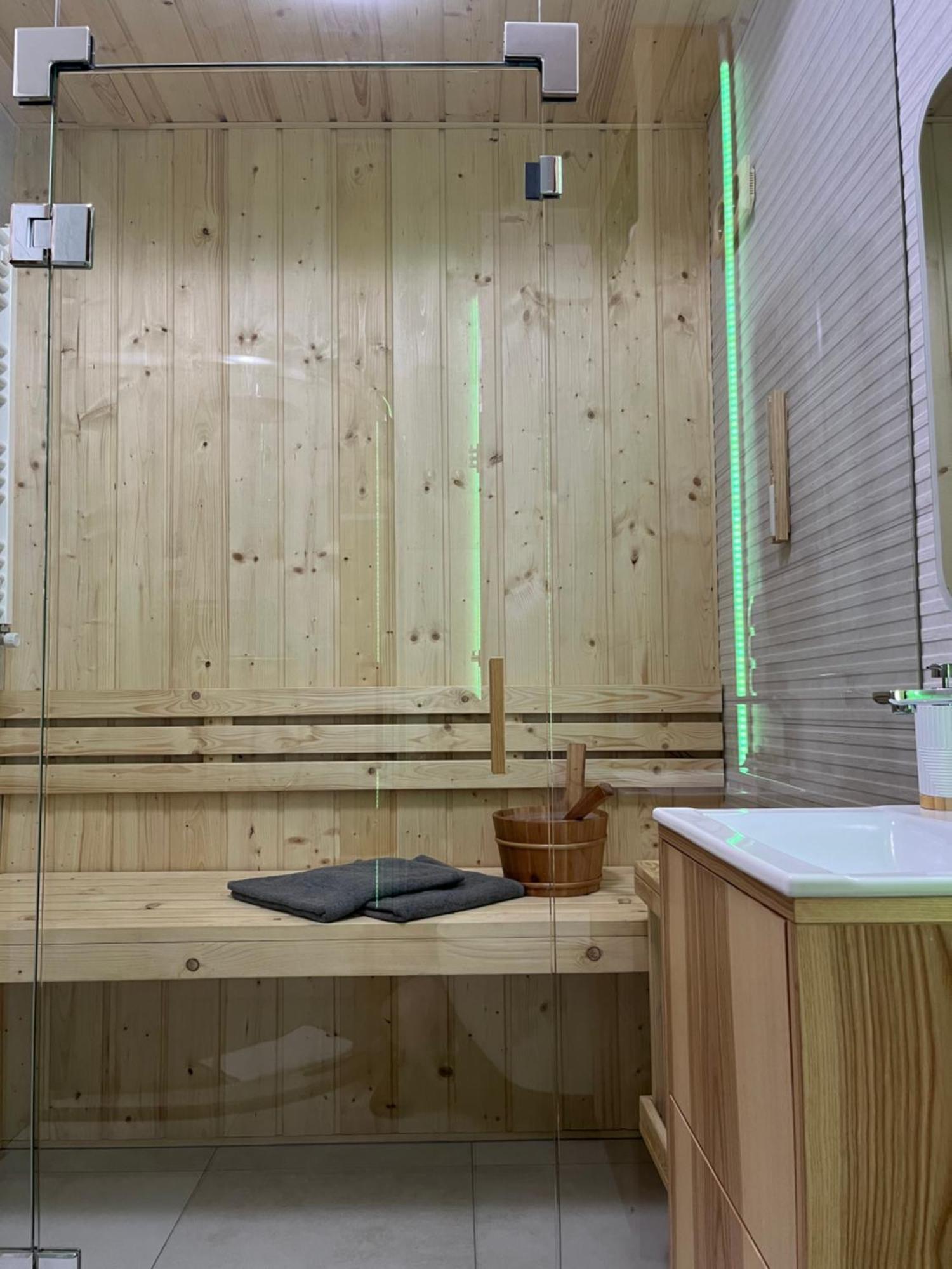 Jesionowe Apartamenty Nad Odra, Stare Miasto, Sauna W Jednym, Klimatyzacja , Garaz Podziemny 0 Zl, Odra River , Old Town, New Building, Air Conditioning, Sauna-One, Underground Garage Free Wrocław Buitenkant foto